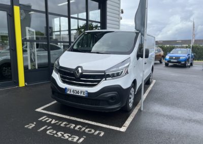 RENAULT TRAFIC III FOURGON Grand Confort L1H1 dCi 120 ch (O04978)